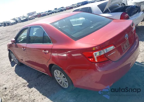 2012 Toyota Camry Le z USA, uszkodzony, nr VIN 4T1BF1FK2CU526595